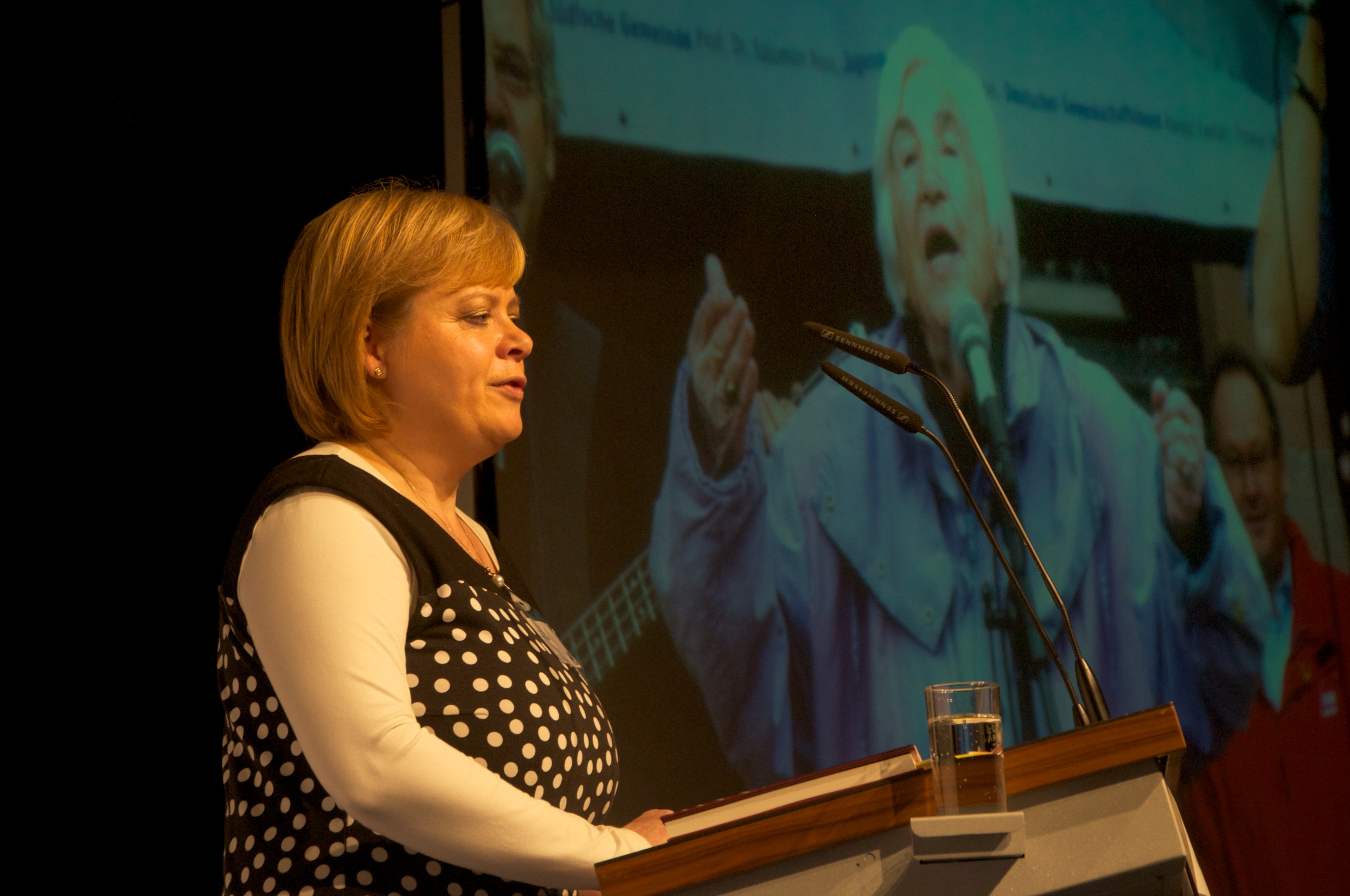 Dr. Gesine Lötzsch (Foto: ethecon)